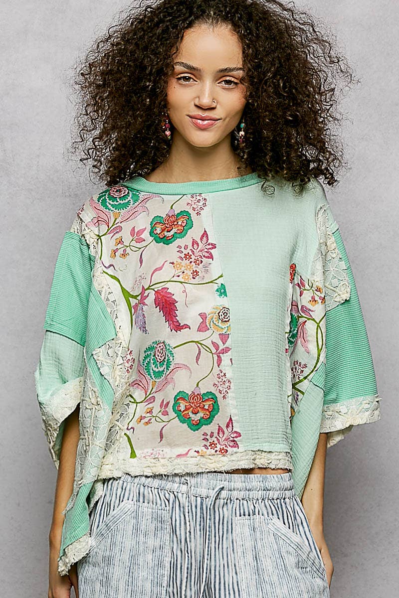 Pol Clothing - Wholesale Blouse - Women's - Round Neck Double Gauze Floral Woven Top25