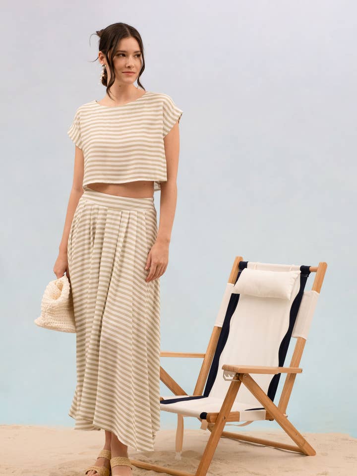 Blu Pepper - Wholesale Skirt - Women's - STRIPE HIGH WAIST PLEATED MIDI SKIRT