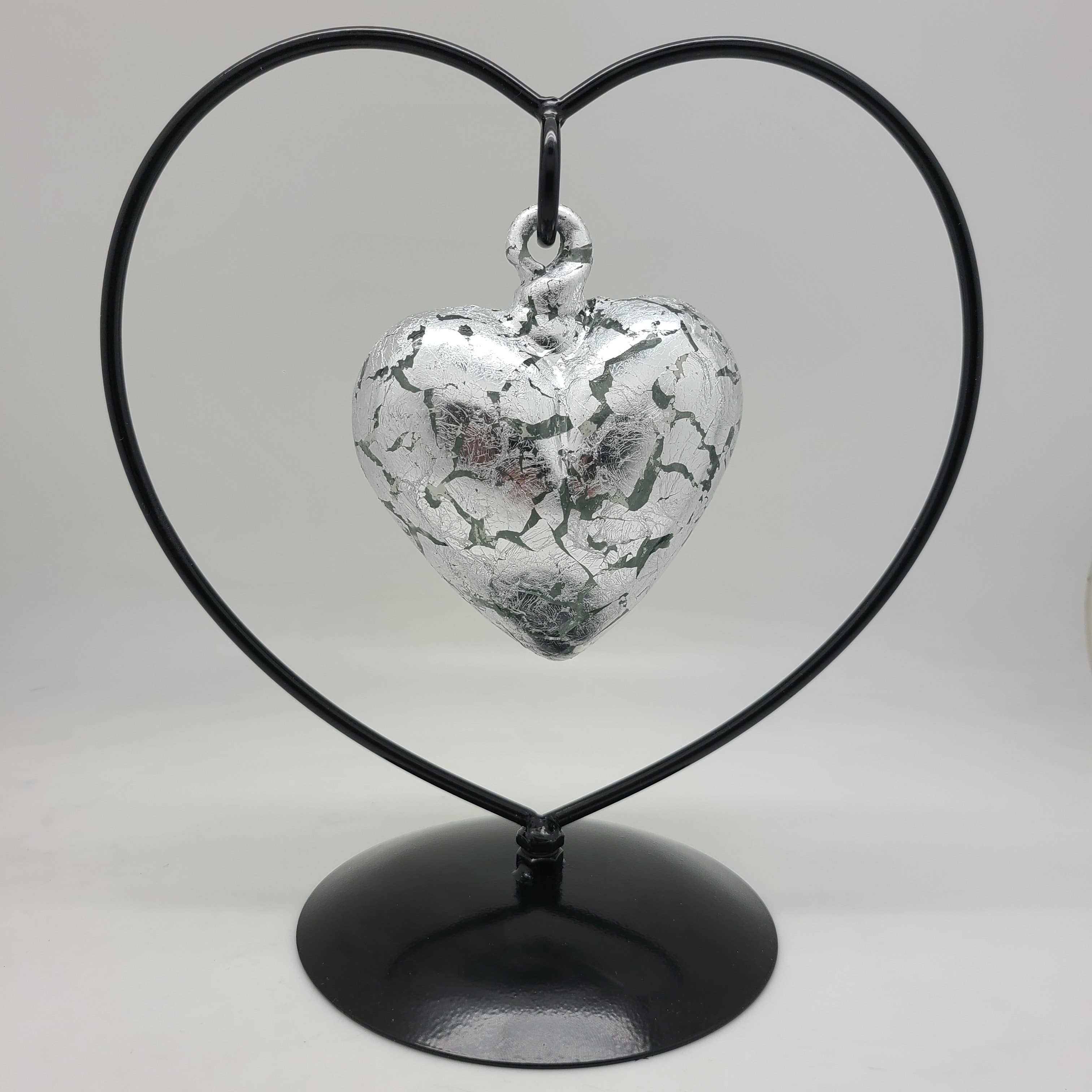 Contreras Designs – Großhandel Tischdeko – MXAH-HG/S- Glasherz-Ornament mit Ständer2