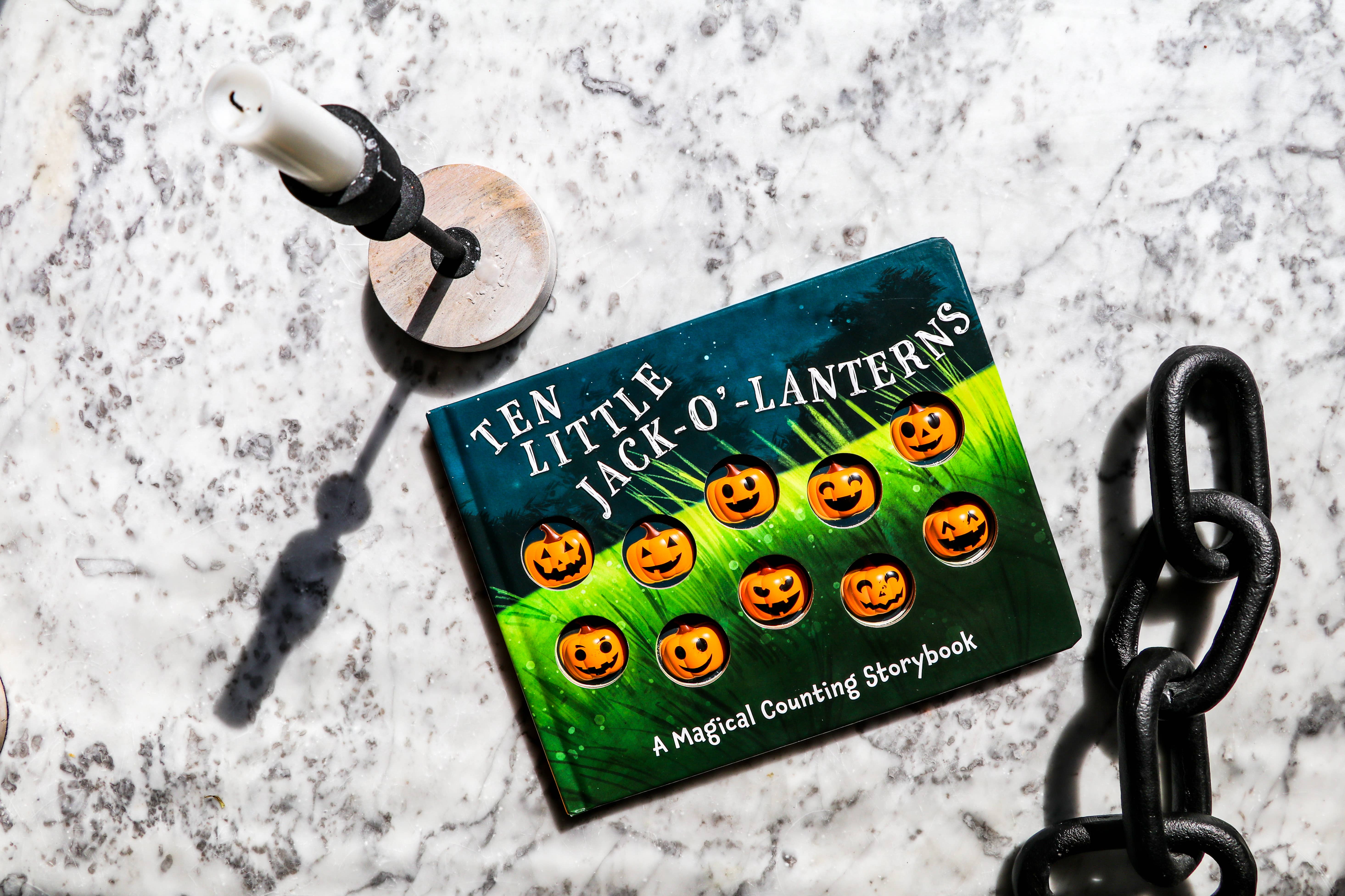 HarperCollins Focus - Wholesale Baby & Toddler Book (0-2) - Ten Little Jack-O’-Lanterns3