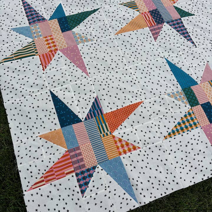 AllisonRamsing.com - Wholesale Craft Supplies - *NEW PATTERN* Family Stars Quilt Pattern - Printed 13
