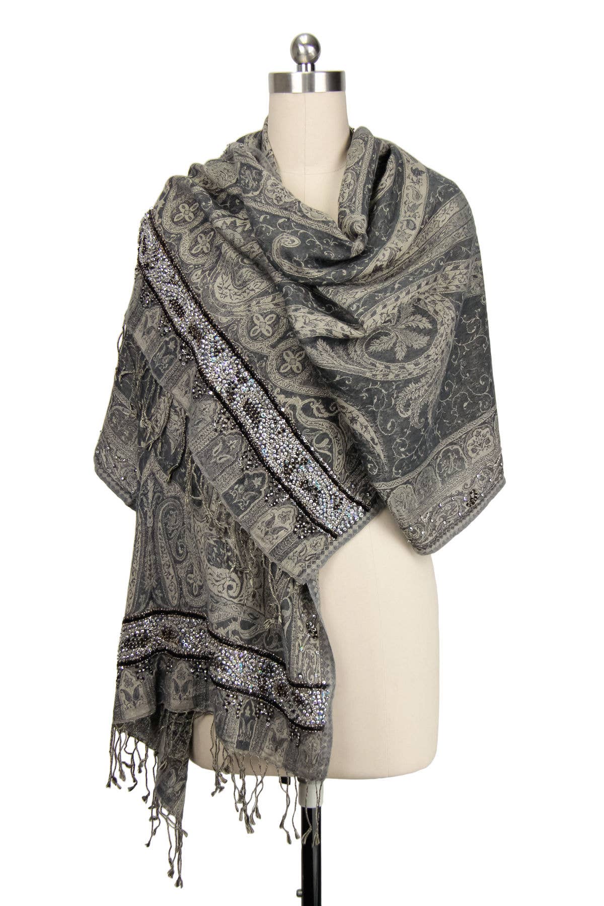 SAACHI - Wholesale Sjaal - Dames - Handgeborduurde Ikat wol en zijden sjaal met lange franje4