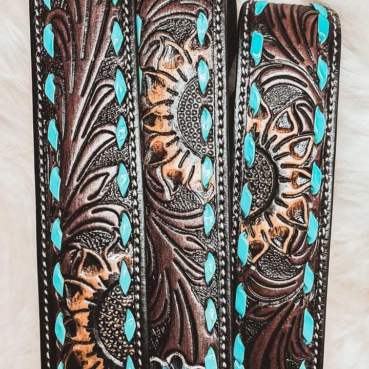 The Sterling Gypsy – wholesale Pet collar – Dog – Hand Tooled Turquoise & Sunflower Western style Leather Dog Collar Farm Dog Cattle Dog1