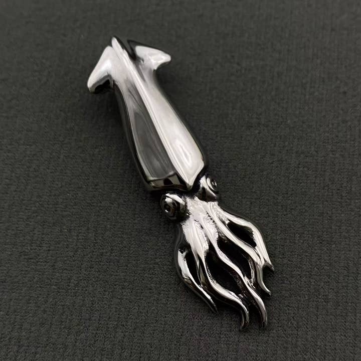 Pendentif Calamar en Acier Inoxydable - MJ/MNP pour la vente par Mio Queena