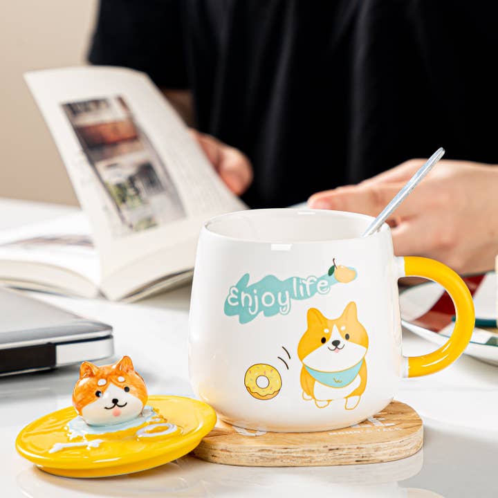 Urban Tokyo - Wholesale Coffee Mug - Shiba Inu Enjoy Life 13oz Mug With Lid and Spoon (4/36)