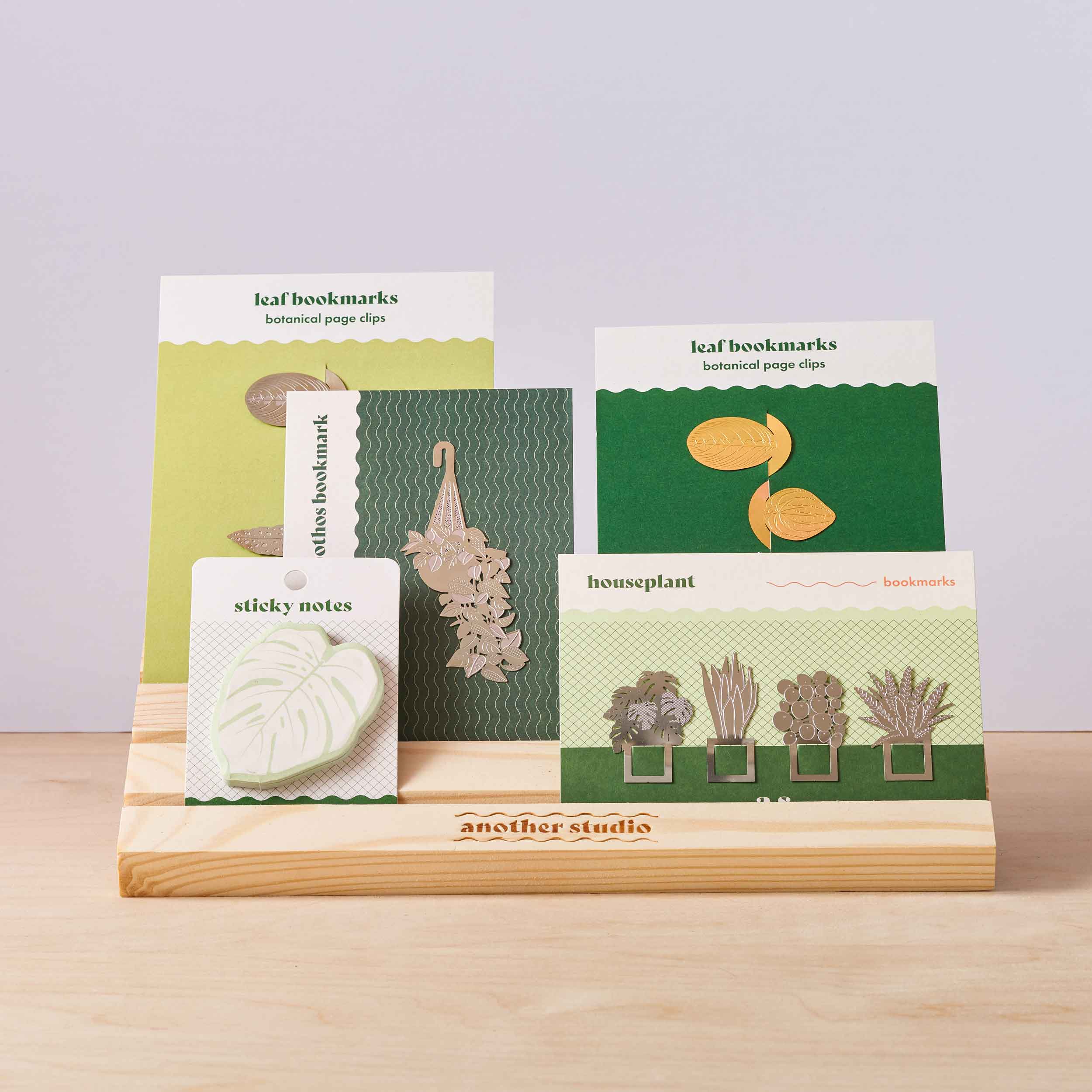 Another Studio UK – wholesale Retailer display – Paper & novelty – POS Solid Wood Display Shelf1