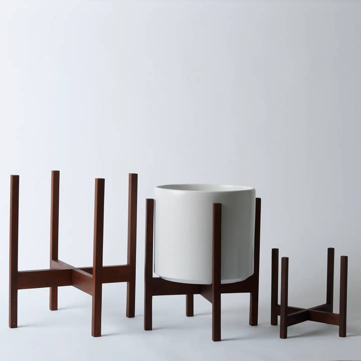 LBE Design - Wholesale Plant Pot Stand - Solid Goods - Square Leg - Mahogany Stand1