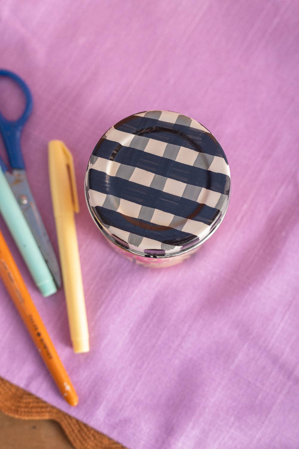 Ian Snow Ltd - Wholesale Kitchen storage/organiser - Orchids on Blush Spice Tin1