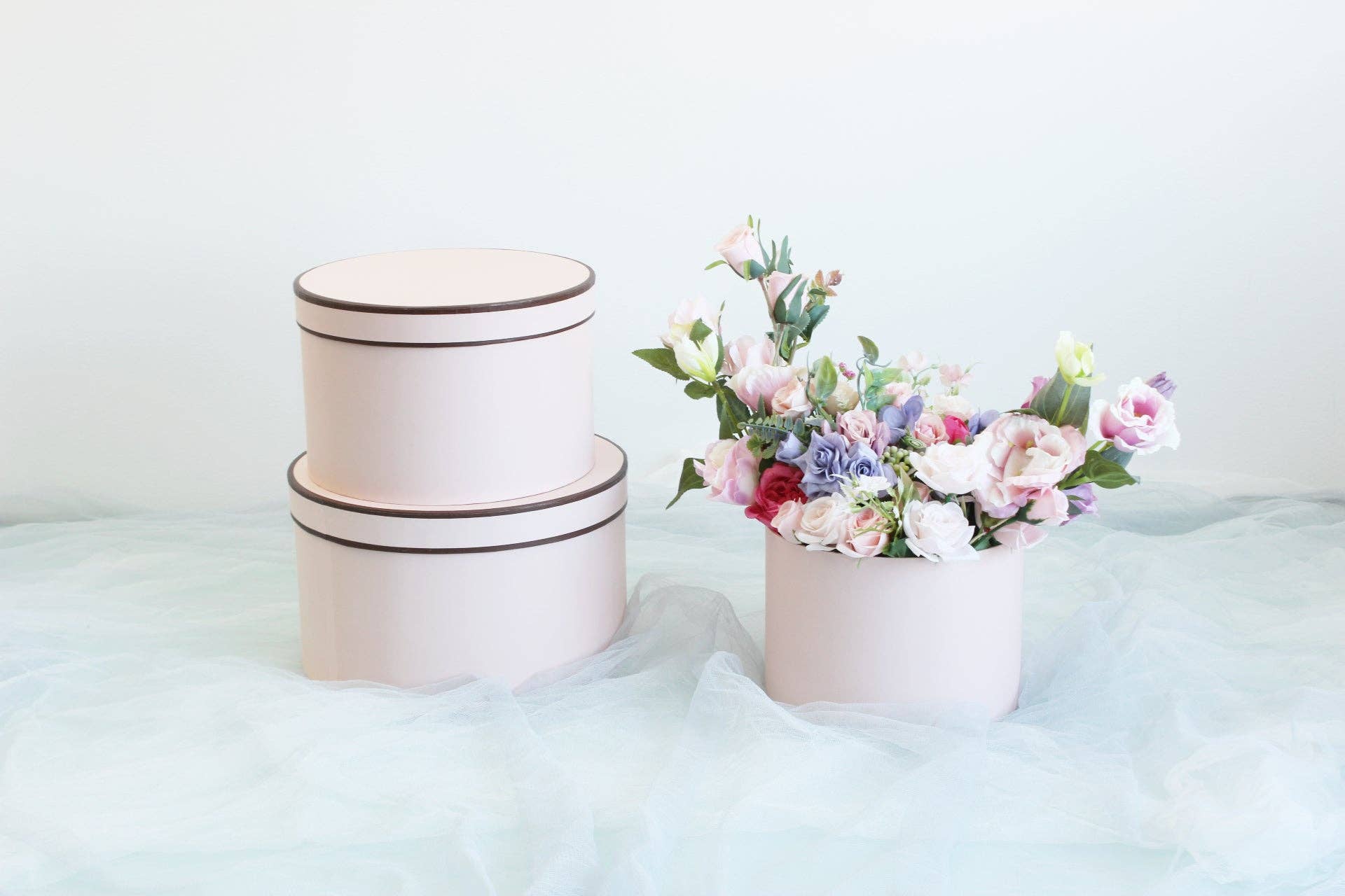 Elegant Design Supply - Wholesale Gift Box - French Inspired Round Flower Box8