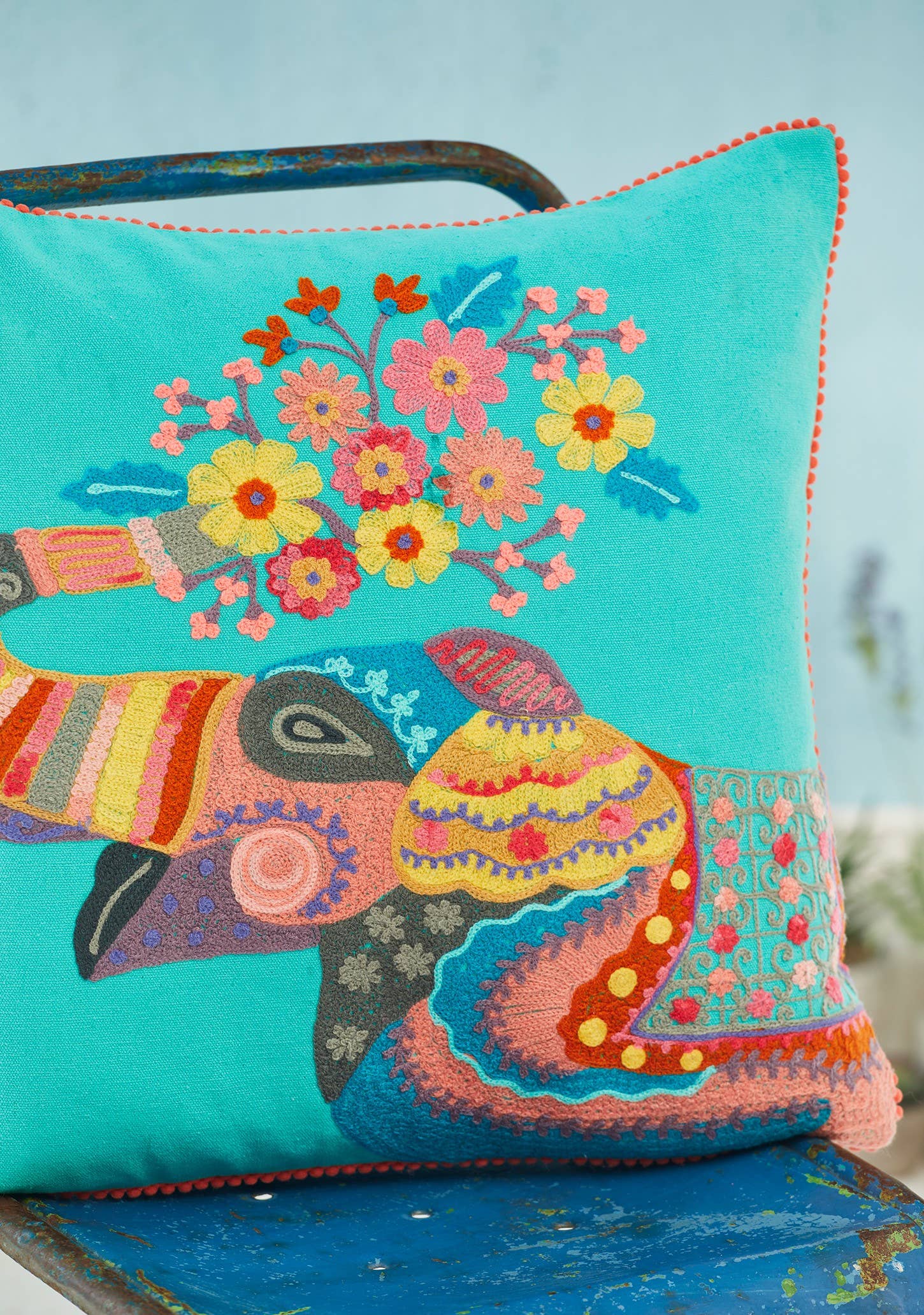 Namaste - Vente Housse de coussin - Housse de coussin Mahima en forme d'éléphant brodé, 45 x 45 cm1