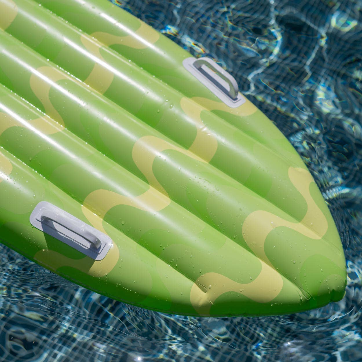 Flamingueo - Vendita all'ingrosso Accessori da spiaggia - Galleggiante per surf gonfiabile verde9