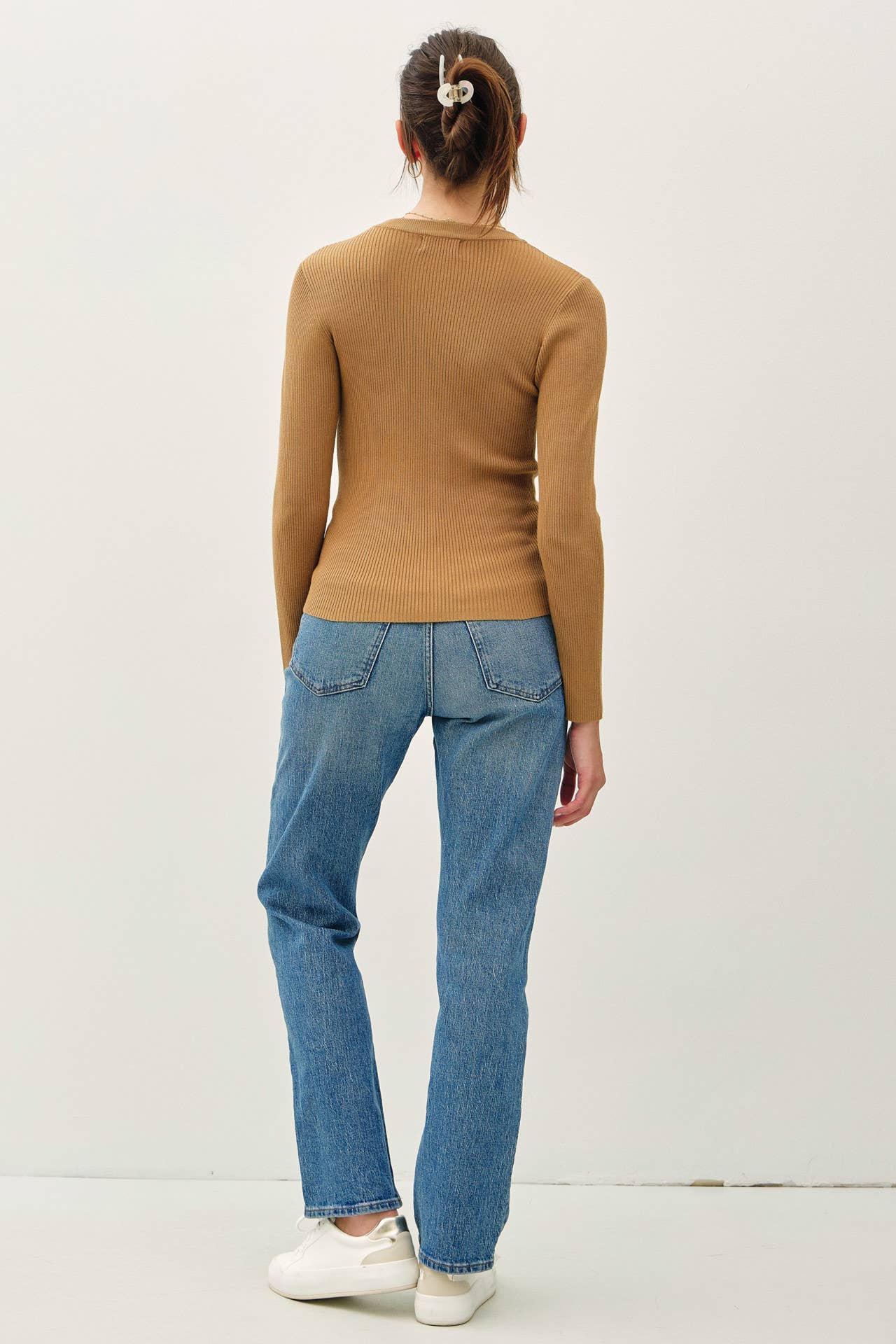 Be Cool - Wholesale Knit Sweater - Women's - CLASSIC CREWNECK LONG SLEEVE RIB SWEATER 1