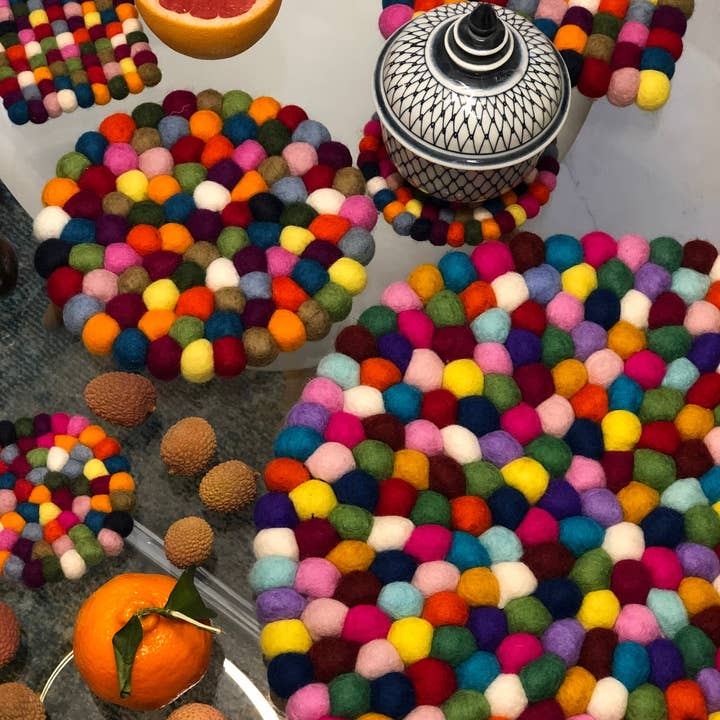 Funky Yak Ltd - Venta al por mayor Salvamanteles - Trébede/salvamanteles de fieltro hecho a mano.2