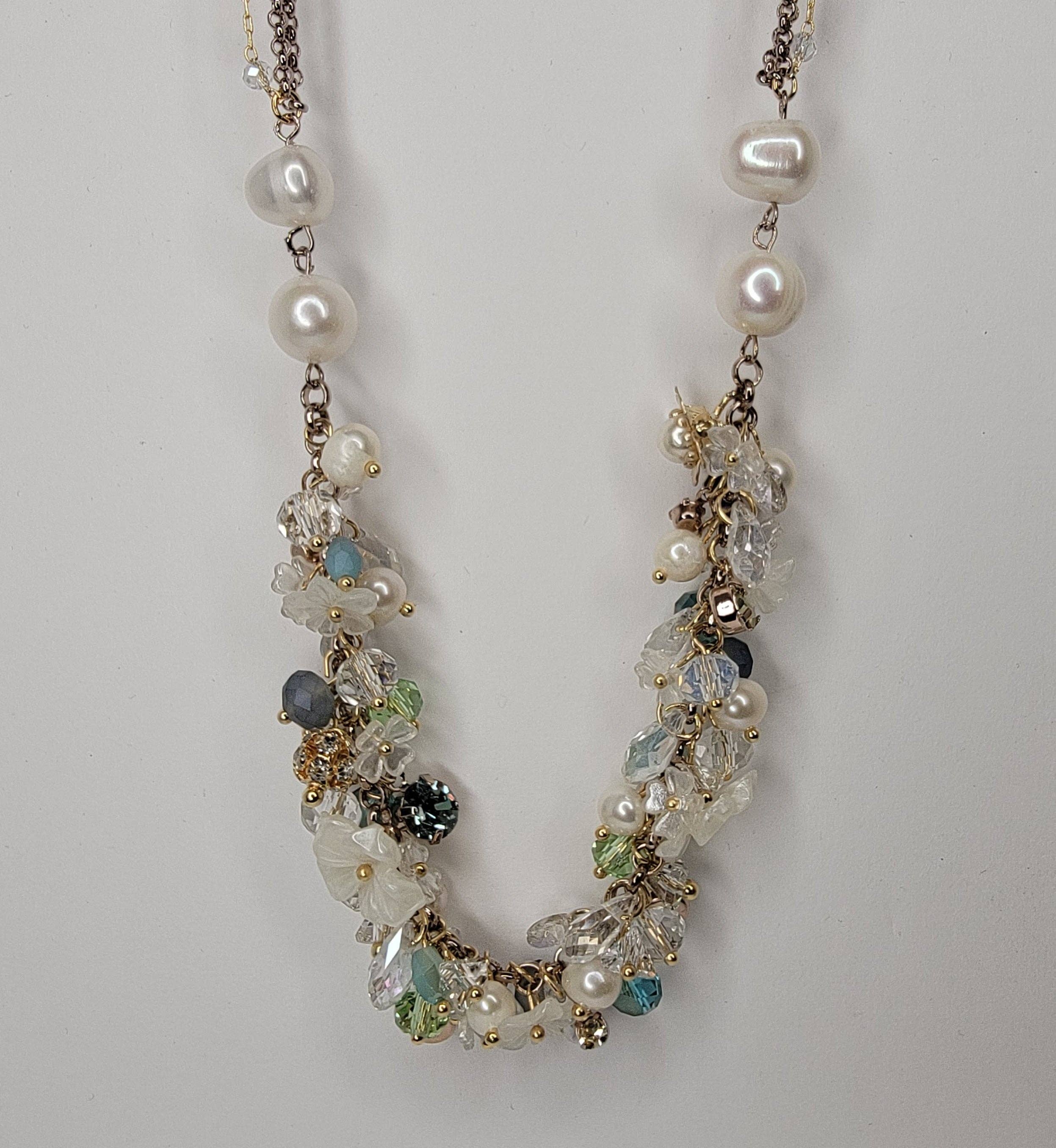 BETTYOH INC - Wholesale Beaded/Pearl Necklace - Handmade Floral Delicately Crafted Pearl Necklace4
