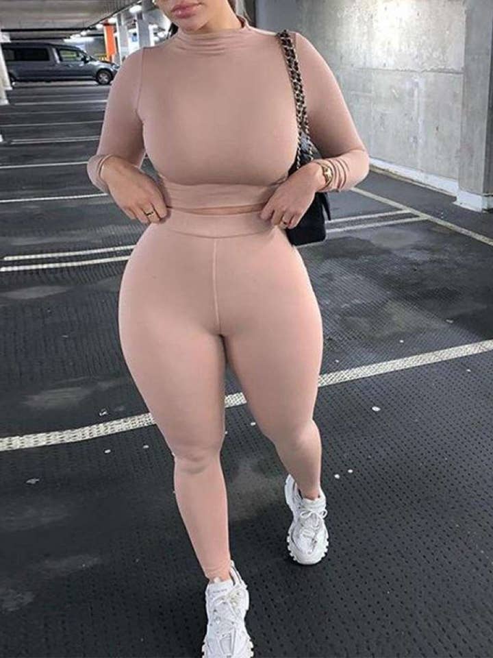 conjunto deportivo de leggings con parte superior de manga larga para venta al por mayor de Queen Fashion