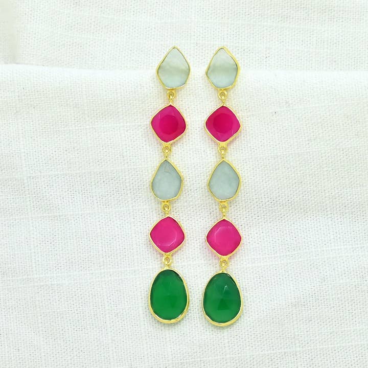 Raelynn Earring Gold - Chalcedony, Green & Pink Fuchsia Onyx for wholesale by Schmuckoo Berlin