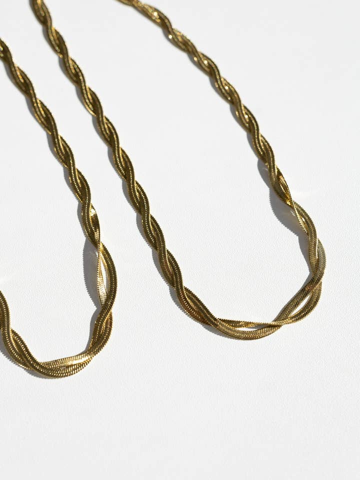 Colar Lyrina Twisted Herringbone por atacado de BELJOY