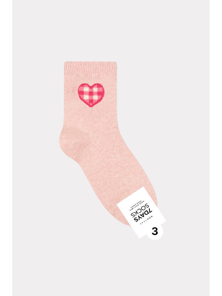 7DAYSSOCKS - Wholesale Socks - Women's - Women's Crew Heart Check Socks - Made in Korea2