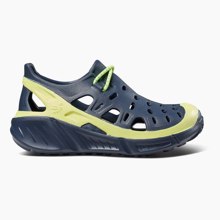 Boys Trekking Shoe for wholesale by Joybees