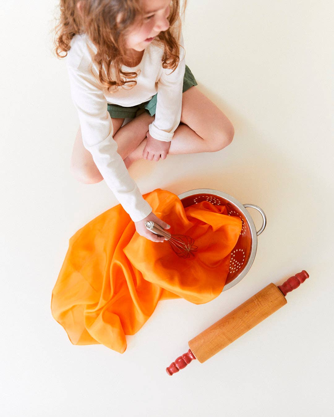 Sarah’s Silks - Wholesale Toy Set - Kids - Solid Color Playsilks6