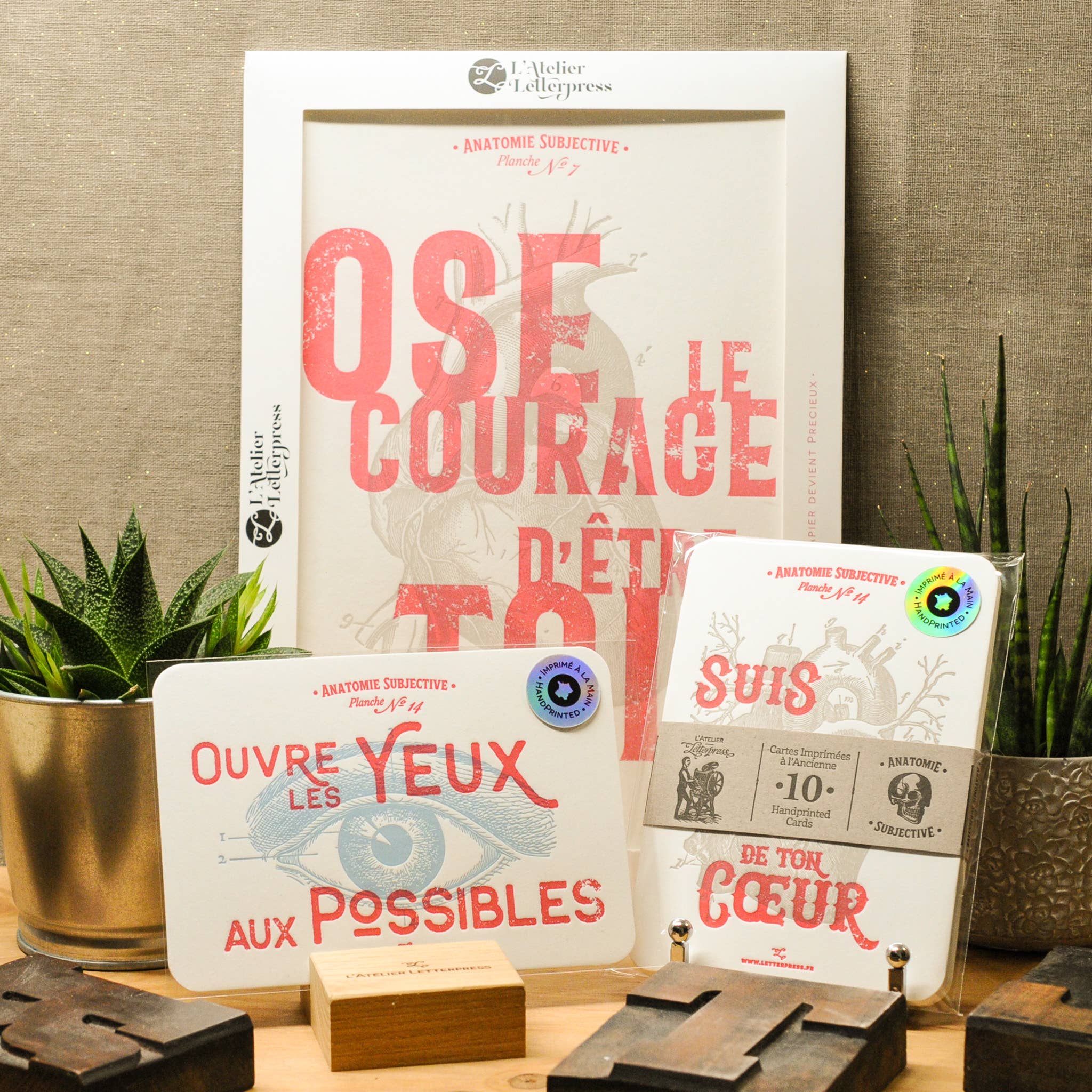 L'Atelier Letterpress – Engroshandel Hverdagshilsen kort – Bogtrykt kort 'Lyt til intuitionens hvisken' (øre)4