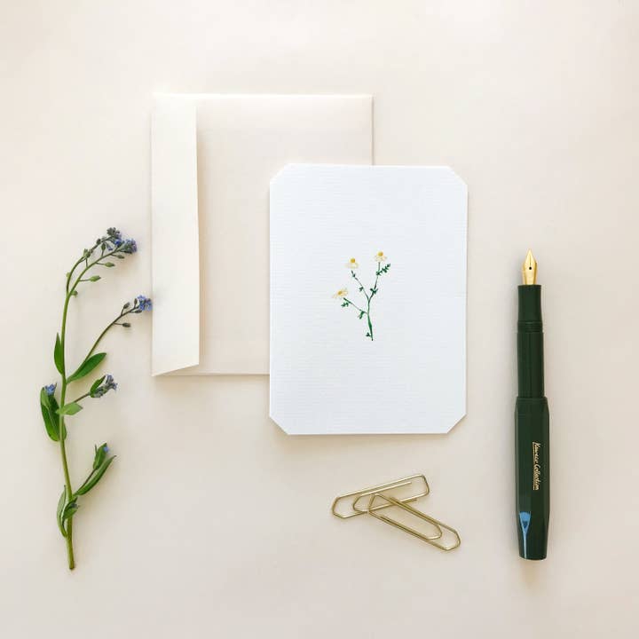 Annie Brougham Paper Goods. - Vente Carte de vœux classique - Collection Flora - Petite carte à la camomille
