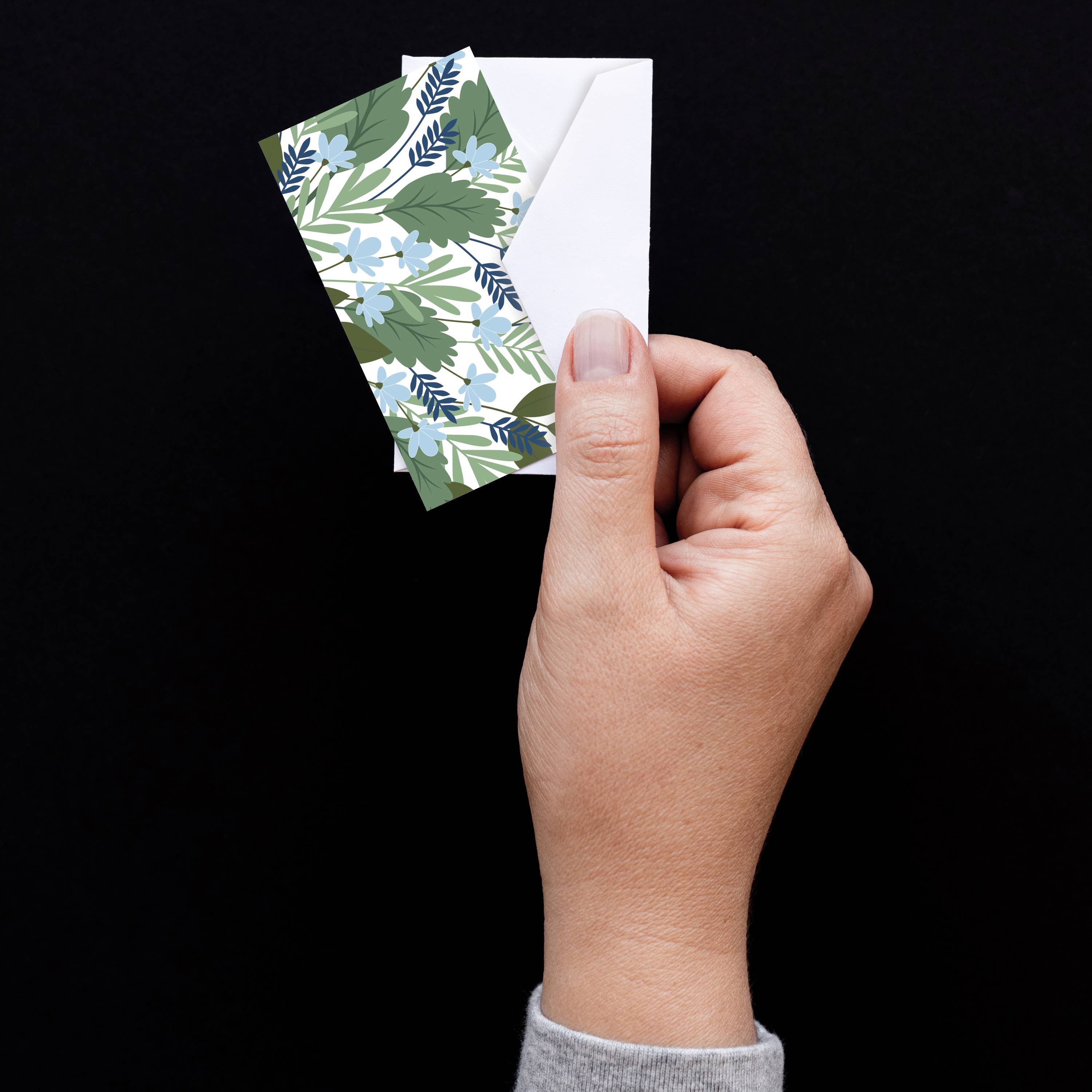 HAZELMADE® Tea Towels + Gifts - Wholesale Stationery/Notecard Set - Blue Bouquet Mini Note Set | Cards3