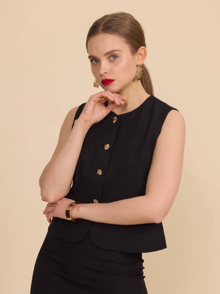 Frime - Wholesale Suit Vest - Women's - Sleeveless vest with golden buttons - 311524