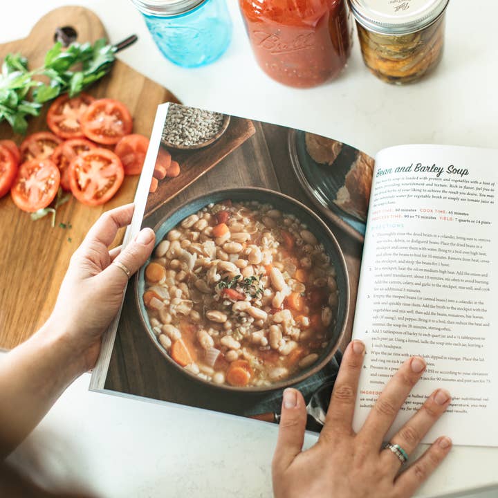 Harvest House Publishers Gift & Specialty Books - Wholesale Cookbooks & Food - Canning Diva Presents Meals in a Jar10