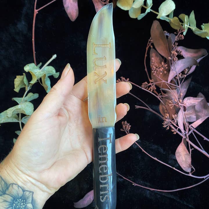 Keven Craft Rituals LLC - Wholesale Spiritual Stone/Crystal - Etched Horn or Bone Ritual Knives, Athames and Tools