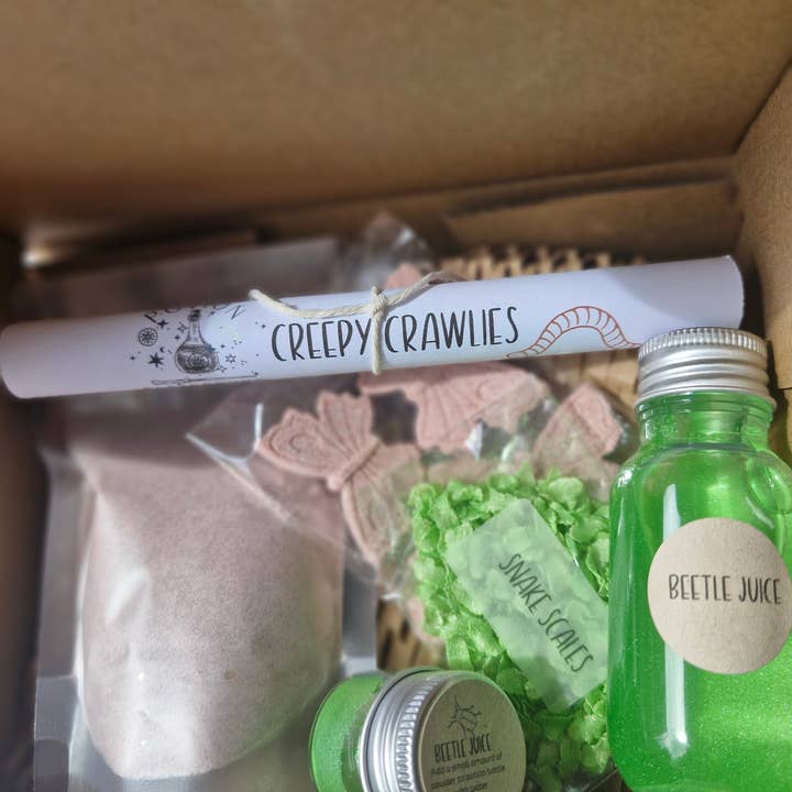 Potion Playground - Wholesale DIY craft kit – Child - Potion Kit-Creepy Crawlie Theme2