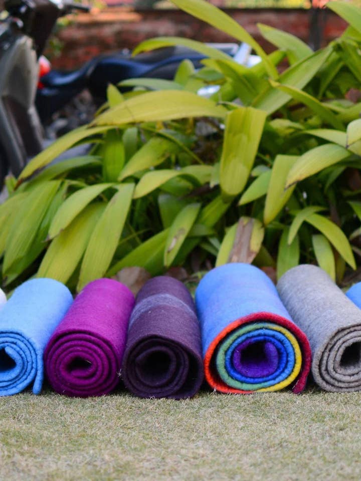 Handmade Felt Wool Yoga Mat: Non-Slip & Foldable for wholesale by Woollyfelt