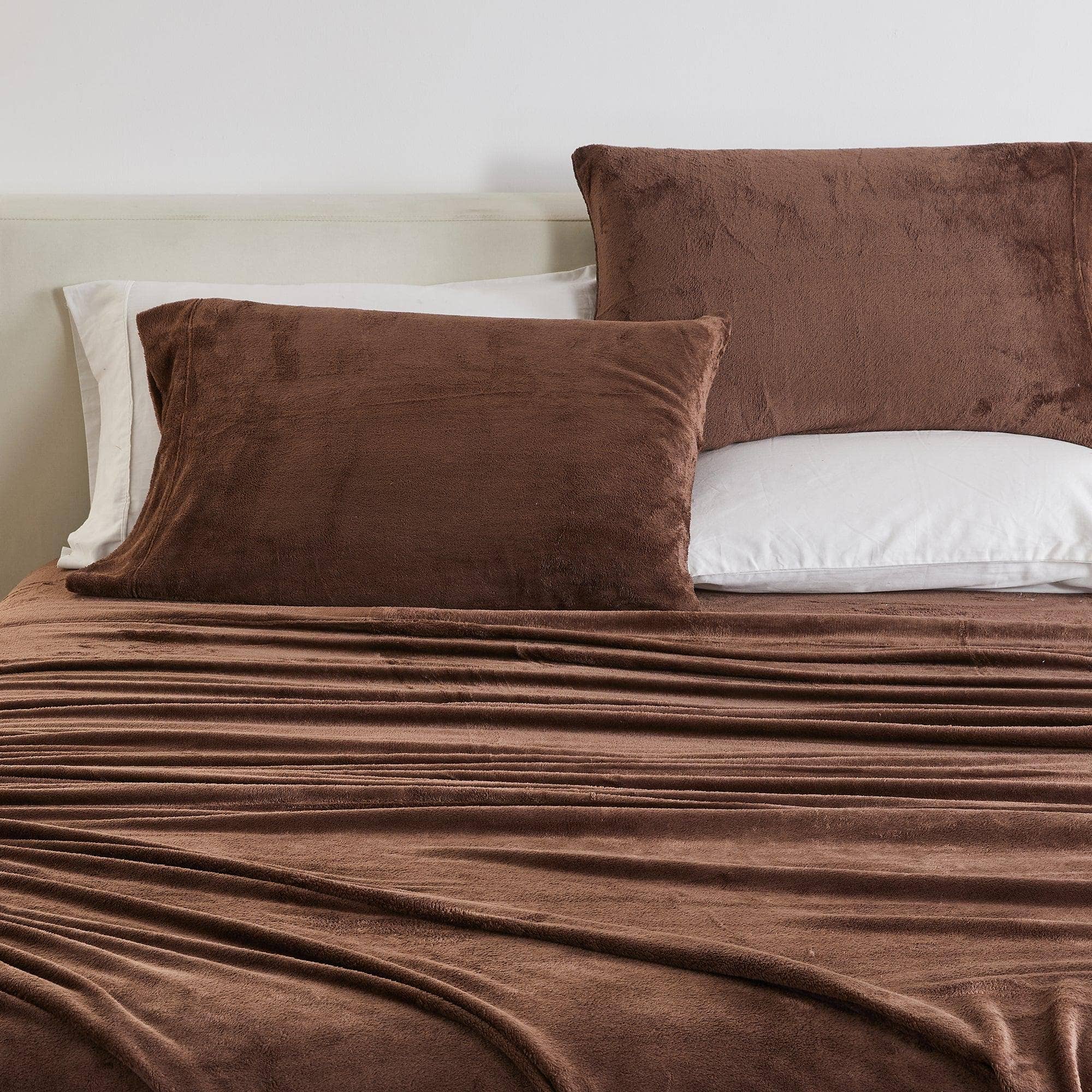 BH Collective - Wholesale Sheet Set - Velvet Plush Sheets - Solid Colors - Velvet Luxe98