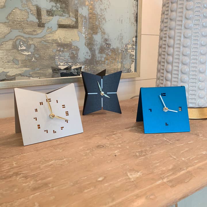 TedStuff - Wholesale Wall Clock - The StarFish Clock