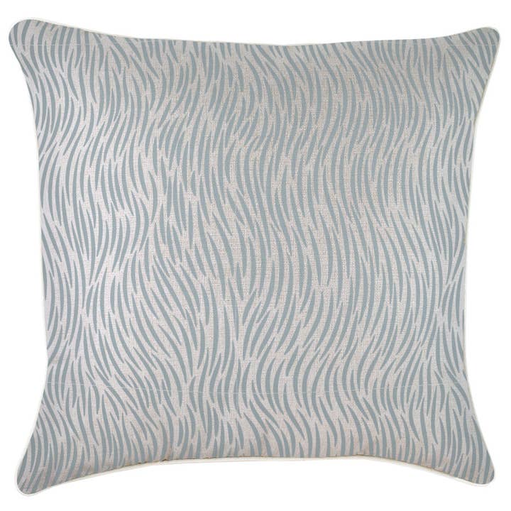 Housse de coussin avec passepoil Wild Smoke 60 cm x 60 cm pour la vente par Escape To Paradise