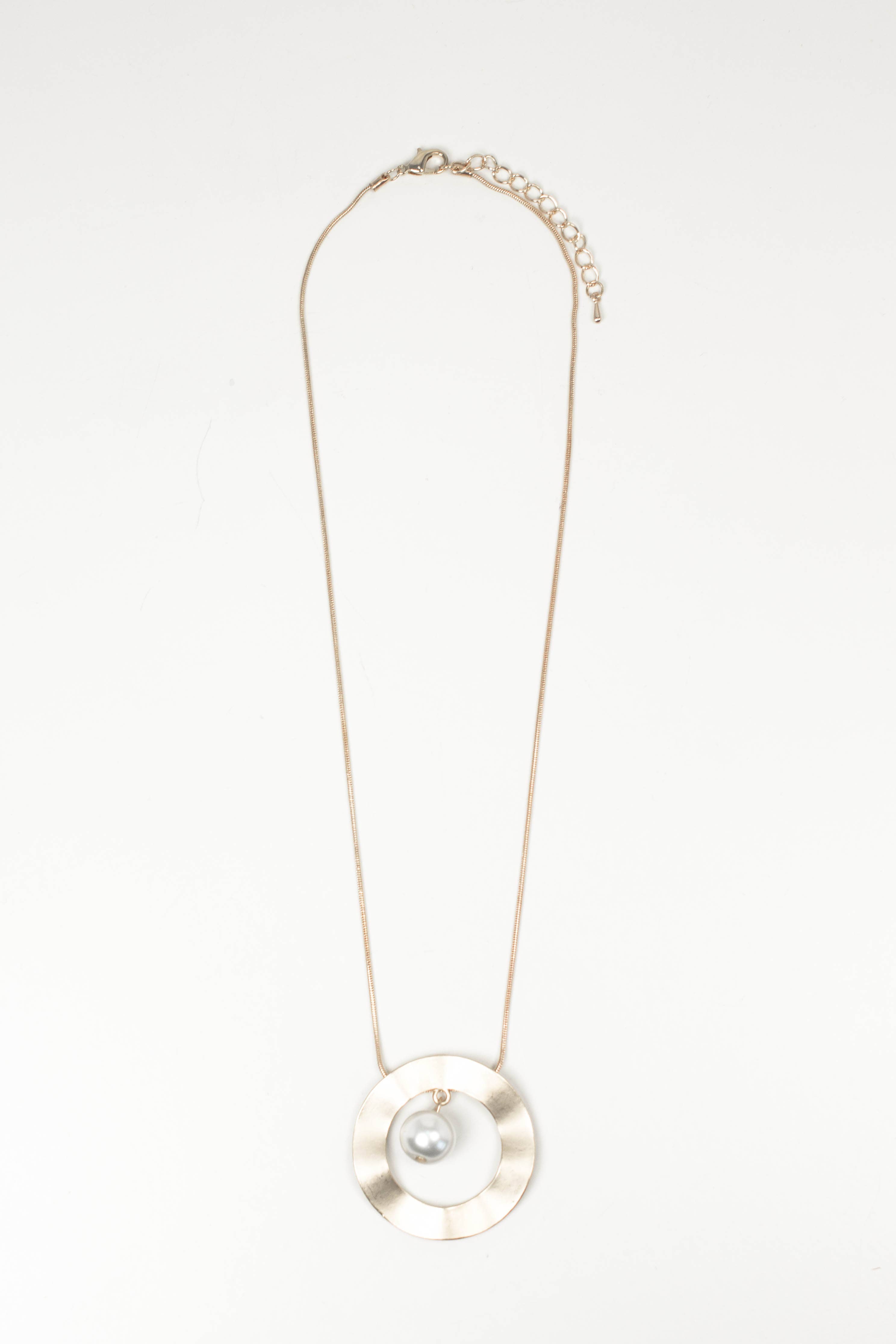 Accessoires by KHB - Wholesale Pendant/Charm Necklace - Short golden chain from Bosch1