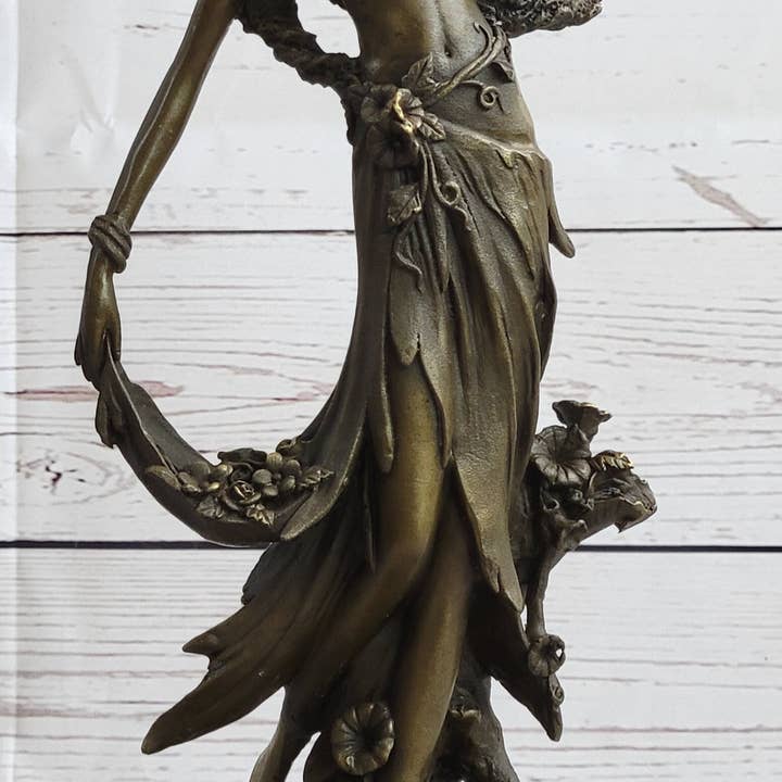 Bronzhaus – Engroshandel Skulptur – Gaia Jordmoder Nymfe Kvindefigur Bronzeskulptur Statue på Marmorbase2