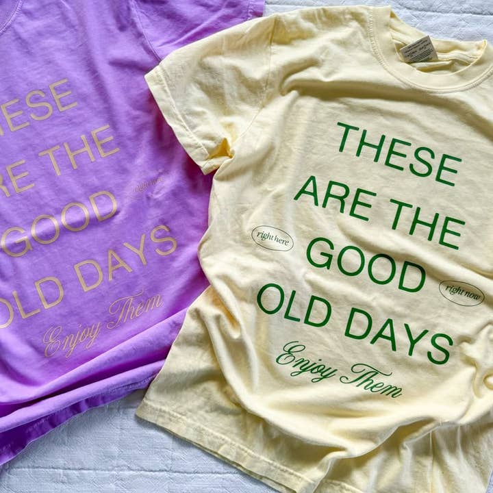 Ce sont les bons vieux jours - T-shirt adulte CC pour la vente par Little Mama Shirt Shop