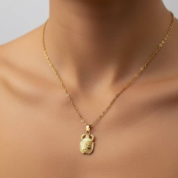 DUESTELLE ITALIA - Venta al por mayor Collares con colgantes/abalorios - Collar Scarabeo1