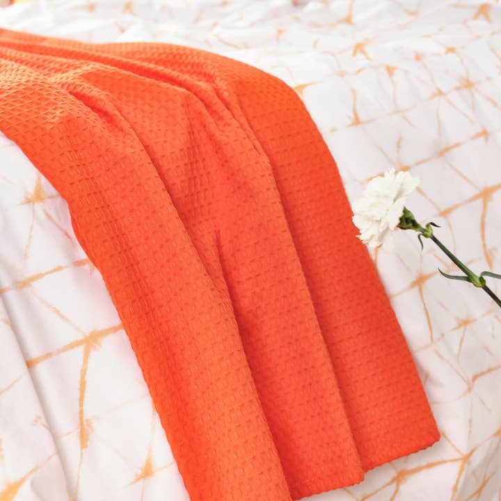 SG HOGAR - Wholesale Throw Blanket - Plaid Waffle 100% Cotton Dark Orange