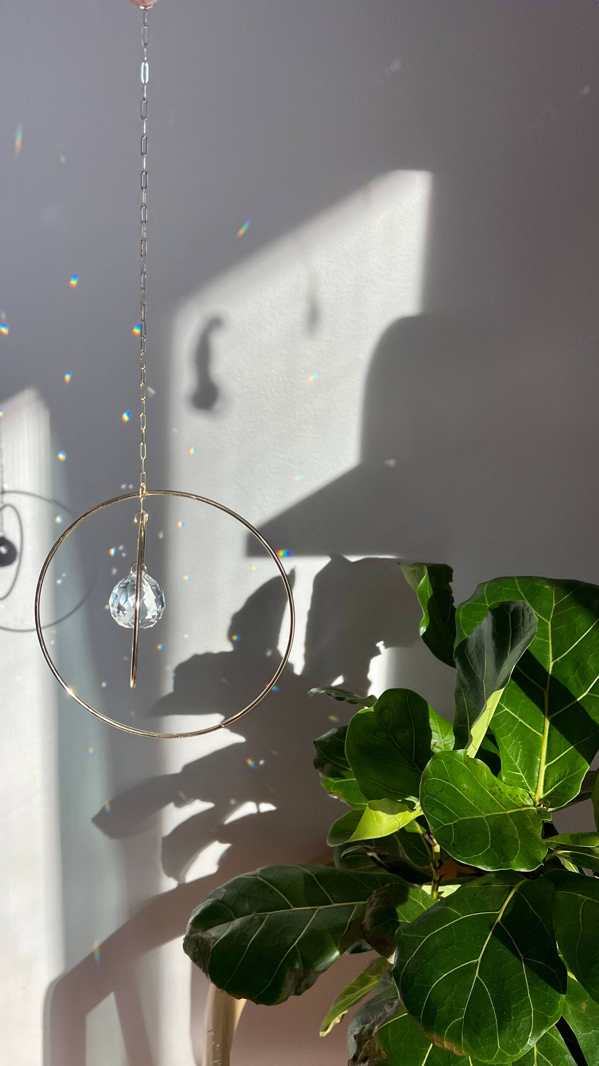 Ombra & Luce – wholesale Suncatcher – Galaxy Suncatcher, kinetic decor moving rings, lightcatcher3