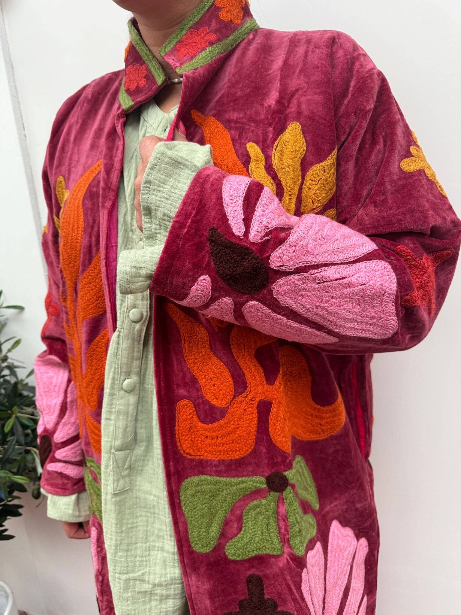 ToutVintage – Blusão - Mulher por atacado – Casaco Kimmie com bordado de veludo8