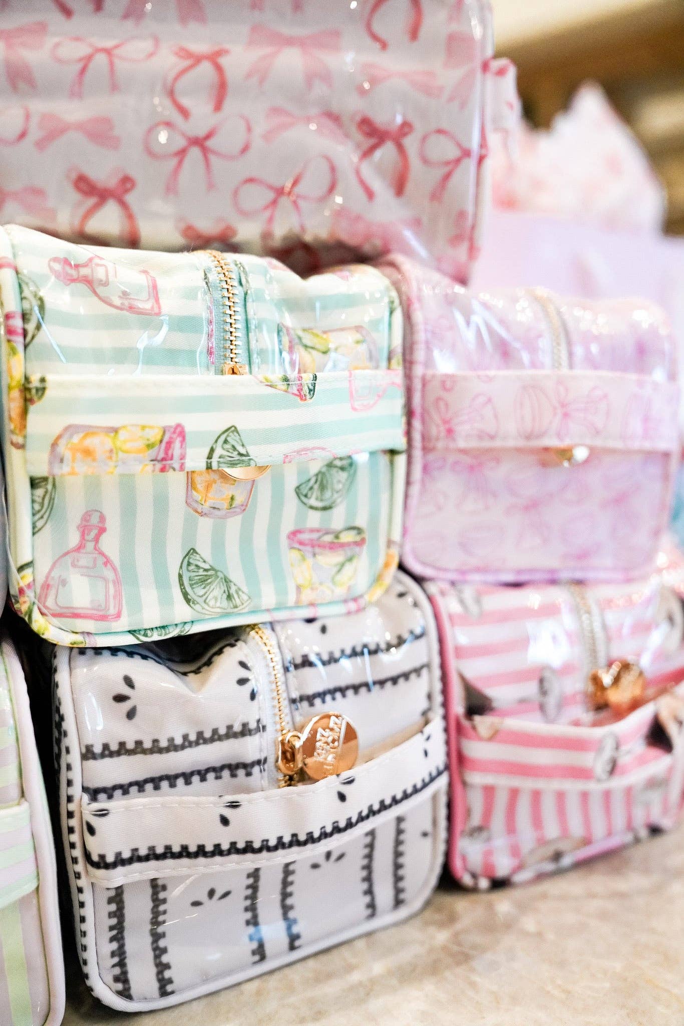 KENZKUSTOMZ - Wholesale Toiletry Bag - Women's - Clear Coat Toiletry Dopp Kit6