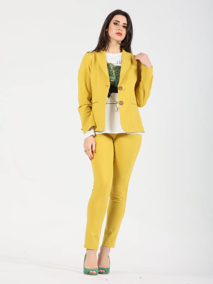 GIACCA IN PUNTO MILANO VISCOSA COLLO SCIALLATO CON FRISI per la vendita all'ingrosso da parte di Oltretempo