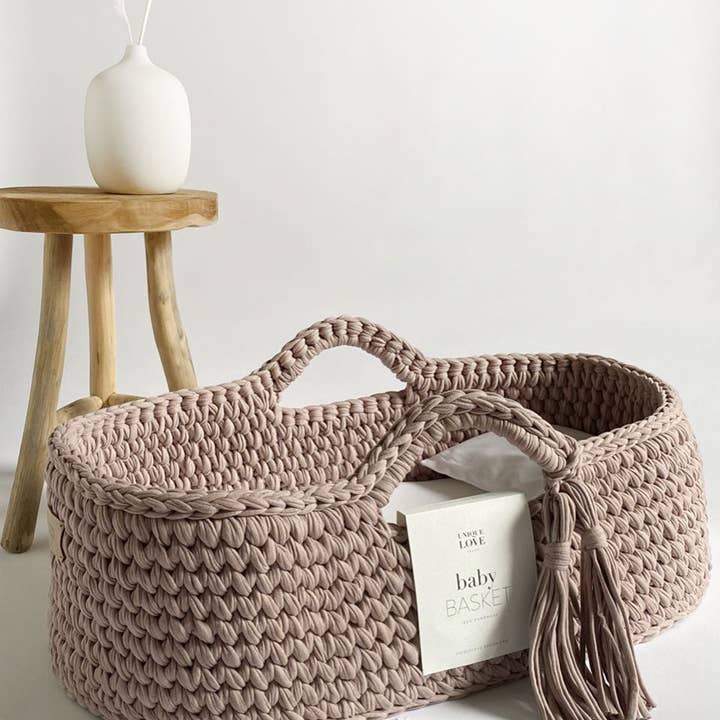 UNIQUE LOVE Design - Wholesale Bassinet - Baby - Baby basket | Warm taupe