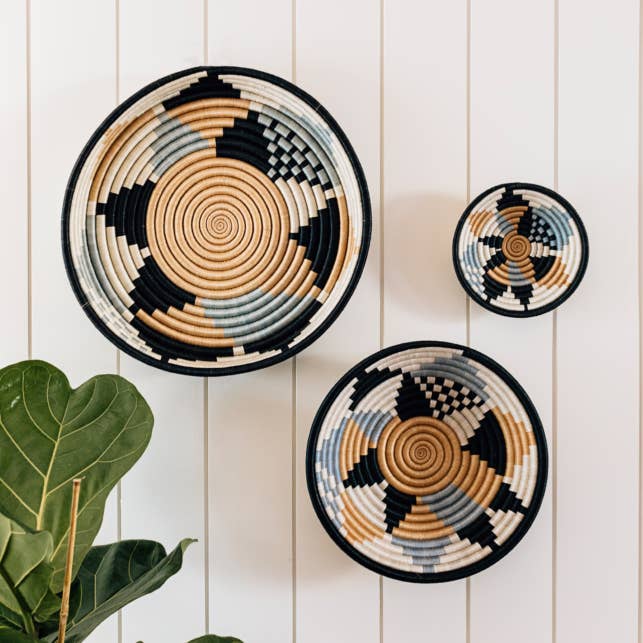 Boutique Diversiform grå vævede skåle for engroshandel hos Azizi Life