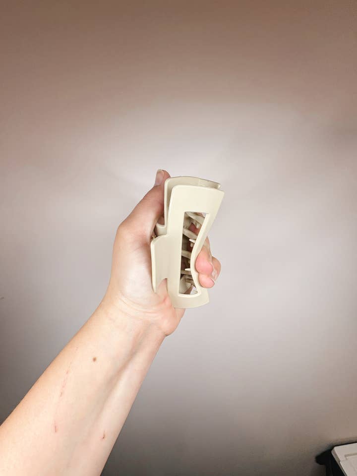 FLEX *Shatterproof Claw Clip *Large  for wholesale by Kitten Claws Clips