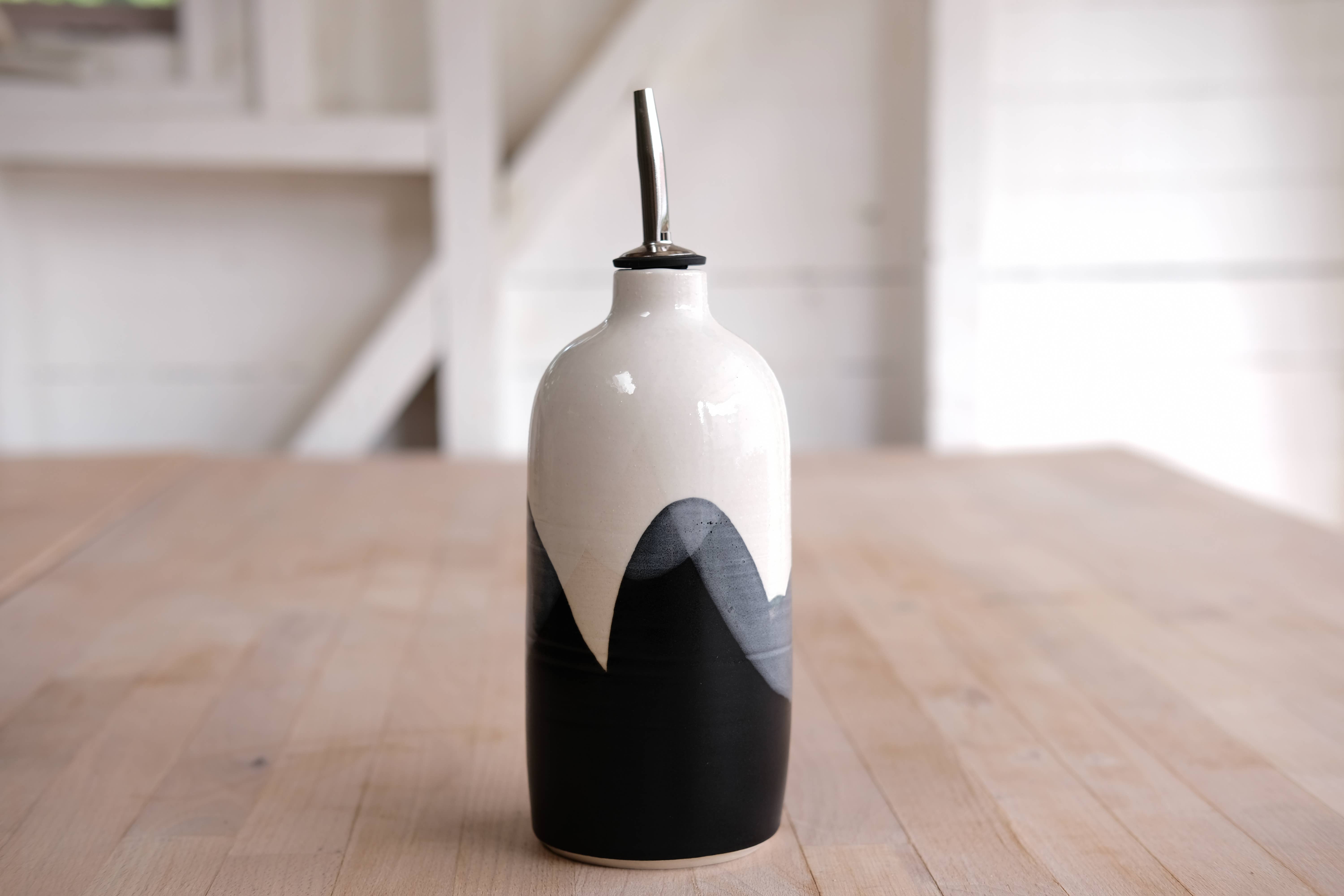 FHAR Studio - Wholesale Oil/Vinegar Dispenser - core - 23 fl oz oil cruet - handmade, porcelain0