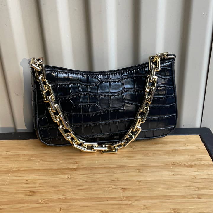 Jay’s Shoes - Wholesale Crossbody Bag - Women's - Black/White Chain Purse2