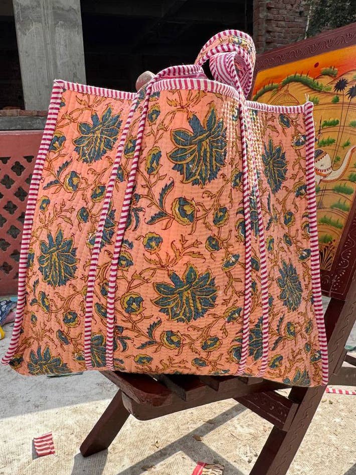 Sacos de Algodão Feitos à Mão Saco de Compras Acolchoado Estampado Sacos Grandes por atacado de bhavnas boutique